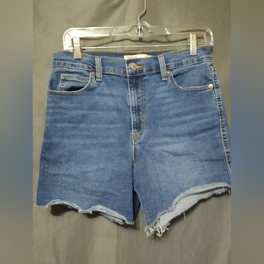 Signature Levi Strauss High Rise Denim Shorts